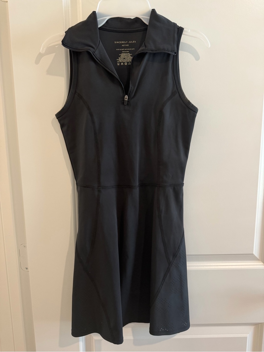 Sincerely Jules Black Sleeveless Zip-Front Sport Dress